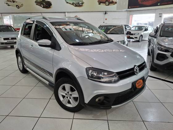VOLKSWAGEN CROSSFOX 1.6 MI FLEX 8V 4P MANUAL